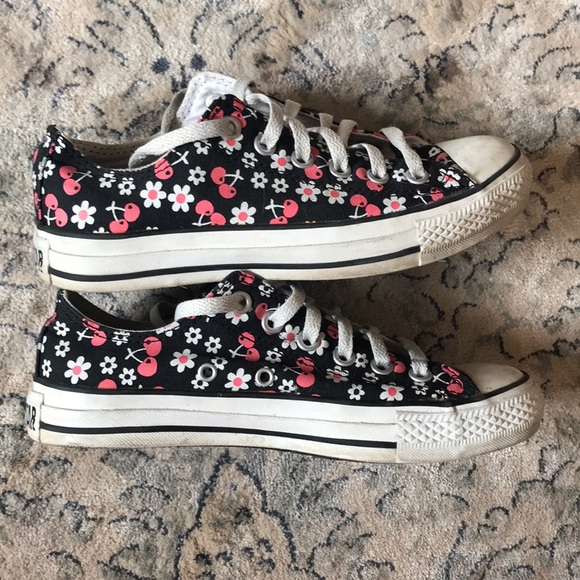 converse cherry print